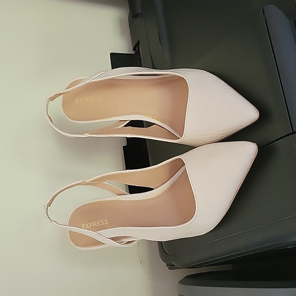 Express Croc-Embossed Cutout Slingback Pumps